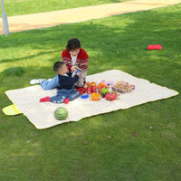 Outdoor Rug and Picnic Blanket for Family Outings, 600D Oxford Cloth Camping Mat with Plaid Design, Waterproof Beach Blanket, 1.35kg Weight