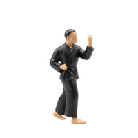 Kung Fu Figure 1/64 Scale Combat Artist Figure Highly-Detailed for Diorama Builders, Dioramas, Desktop Display