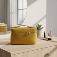 Light Luxury Box Handbag Pebble Grain Texture Hard Shell Crossbody Bag Silver Buckle Structured Shape Easy to Clean for Women, Daily Outing, Shopping, Travel