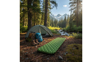 Moisture-Proof Inflatable Sleeping Pad Waterproof Ultralight Air Mattress Long-Lasting Portable Camping Mat Comfortable for Campers, Hikers, Backpackers, Hiking, Backpacking