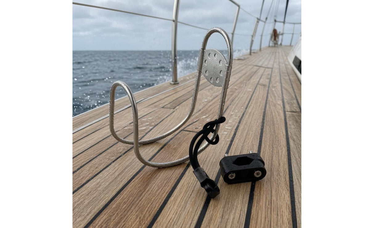 Polished Finish Marine Life Buoy Bracket Clamp-Style Stainless Steel Life Buoy Holder