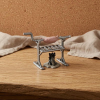 Skewer Miniature Barbecue Scene Metal-Look 1/64 Barbecue Grill Model Slatted Grill Scene Model Fire Base for Display