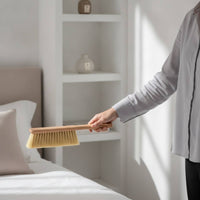 Long-Handled Bed Brush Handheld Bed Brush with Wooden Handle Hand Broom with Hanging Hole Long-Lasting Comfortable for Bedding