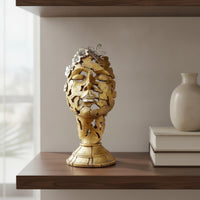 Hollow-out Face Sculpture Gleaming Abstract Face Sculpture Eye-Catching Resin Figurine with Butterfly for Homeowners, Living Room, Entryway Console