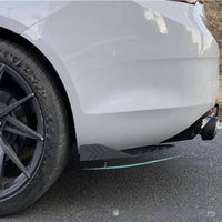 2 Pieces Universal Fit Rear Bumper Corner Splitter Gloss Black Finish Rear Bumper Lip Guard ABS Material Carbon Fiber Look for Street Driving