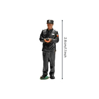 Security Guard Figurine High Detail Male Guard Miniature Figurine Realistic appearance/64 Scale Resin Figure for Collectors, Display, Diorama, Collection