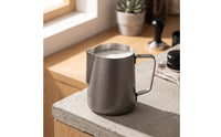 Pointed Spout Milk Frothing Pitcher Brushed Espresso Frothing Pitcher Retro Stainless Steel Jug Precision for Baristas, Coffee Lovers, Home Cafe