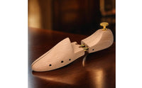 Wooden Shoe Trees Sturdy Shoe Tree with Split Toe Easy to Use for Professionals
