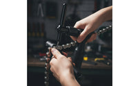 Compact Cycle Chain Breaker Tool Handheld Chain Breaker with Hook Comfortable Sturdy for Bike Mechanics, Trailside Maintenance