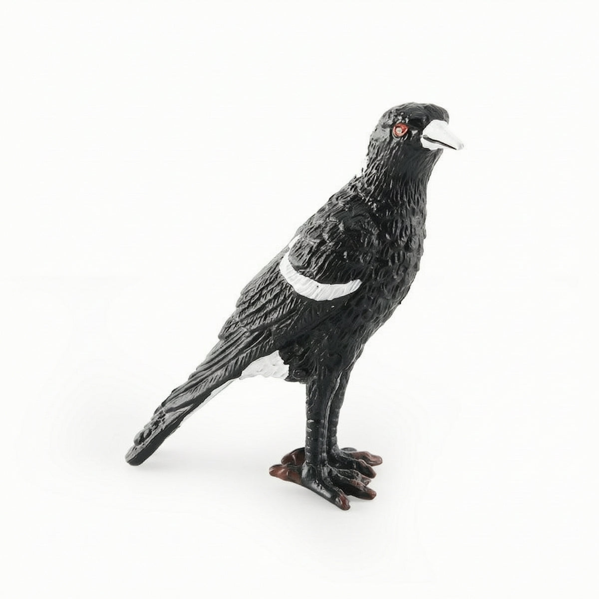 Magpie Figurine Lifelike Bird Figurine with Feather Texture Magpie Model Textured Simulation Bird Realistic for Collectors