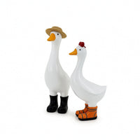 Tabletop Resin Goose Figurines Whimsical Goose Figurines with Boots Decorative Resin Bird Statues Farmhouse for Shelf, Entryway, Vanity, Bathroom Counter