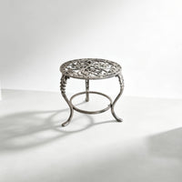 Cast Iron Plant Stand Decorative Plant Stand with Scrollwork Legs Ornate Metal Garden Pedestal Riser for Gardeners, Garden, Balcony, Living Room