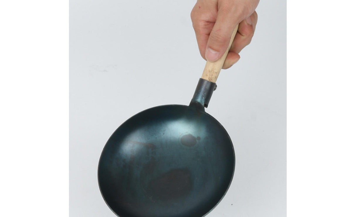 Long-Lasting Mini Frying Pan Easy to Clean Mini Iron Frying Pan Lightweight Small Skillet Stay-Cool Handle for Children, Singles, Play House, Camping, Outdoor