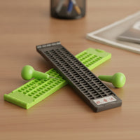 2 Pieces Portable Braille Writing Board with Styluses Lightweight Braille Slate with Stylus Easy to Use Writing Slate Long-Lasting for Students, School, Travel