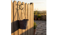 Wall-Hanging Flower Pot Tapered Vessel Shape Rustic Iron Flower Pot