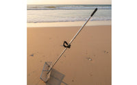 Rust Resistant Beach Treasure Rake Multifunctional Shark Tooth Sifter Easy Assembly Stainless Steel Sand Sieve Wide Coverage for Beachcombers, Seashore