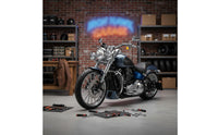2 Pieces Motorcycle Fog Light Retro Design Crash Bar Driving Lamp Bracket-on Mount Chrome LED Lamp Unit for Cruiser Riders, Foggy Weather