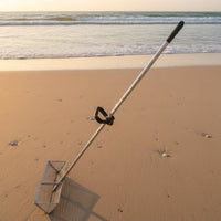 Rust Resistant Beach Treasure Rake Multifunctional Shark Tooth Sifter Easy Assembly Stainless Steel Sand Sieve Wide Coverage for Beachcombers, Seashore