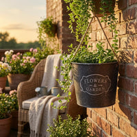 Wall-Hanging Flower Pot Tapered Vessel Shape Rustic Iron Flower Pot