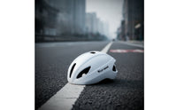 Adjustable Road Bike Helmet Streamlined Helmet with Straps Secure Snug for Outdoor Sports