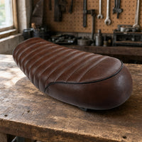Motorcycle Rear Seat Cushion Vintage Tuck-and-Roll Motorcycle Seat Cafe-Racer Pressure Relief for Custom Builds