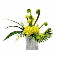 Artificial Floral Centerpiece Easy to Clean Modern Faux Flower Vase Hand Finished Fake Plant Arrangement for Living Room, Store Display