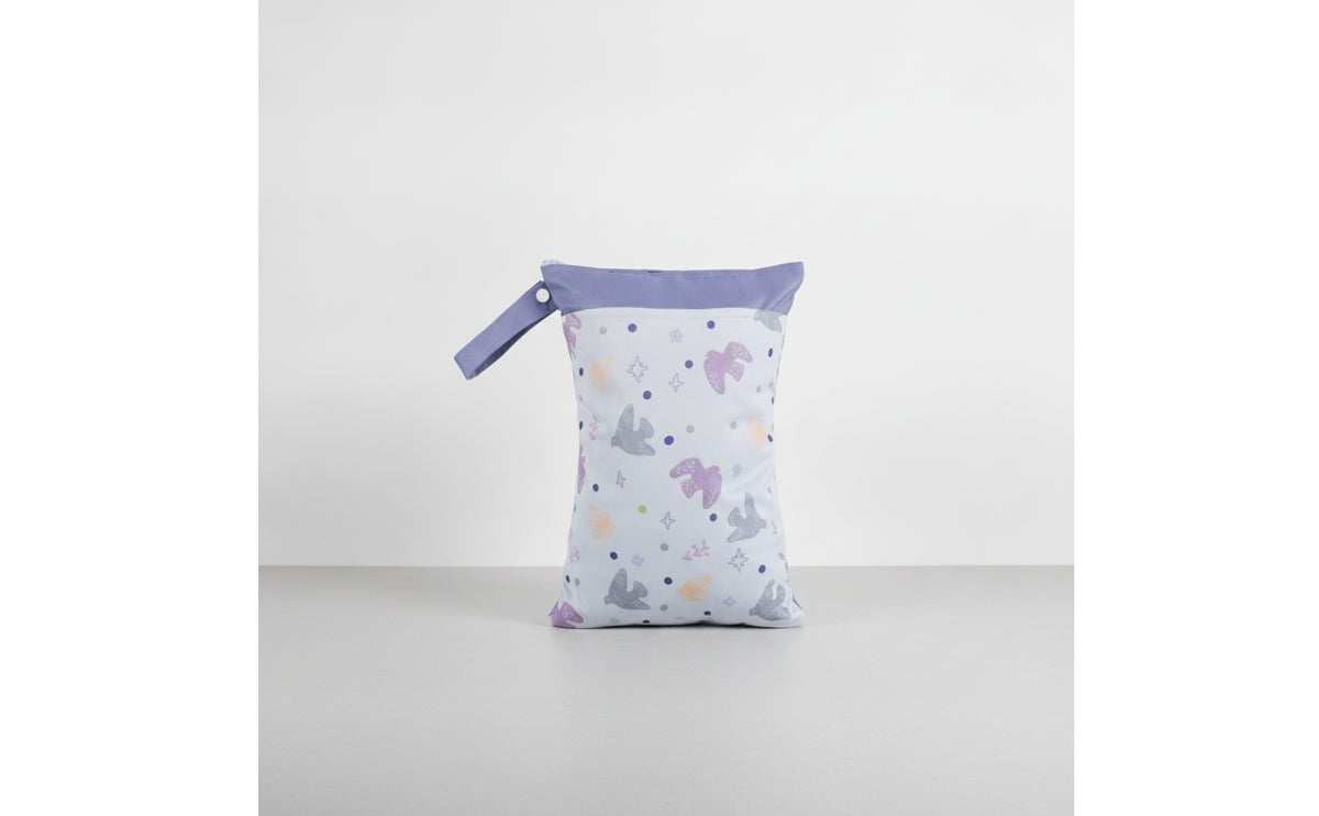 wet/dry Bag Reusable Wet Bag with Wrist Strap Two-Compartment Zippered Pouch for Parents, Journeyers, Travel, Nursery