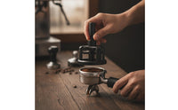 Coffee Needle Distributor with Base Rotating Coffee Needle Distributor Manual Espresso Distribution Tool Wear-Resistant for Baristas