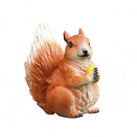 Textured Coat Squirrel Garden Statue Bushy Tail Resin Squirrel Ornament Molded Animal Sculpture Lightweight