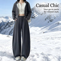 Wide Leg Trousers for Women with High Waist and Blend Material, Tracksuit Bottoms Loungewear with Curved Cut Design, Baggy Joggers