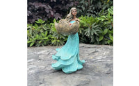 Bird Feeder Elegant Design Woman Statue Bird Feeder Hand-Painted Finish Leaf Bowl Garden Statue for Gardeners, Yard, Patio, Lawn