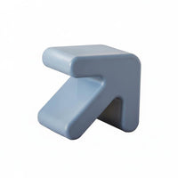 Multi-Functional Arrow Shaped Stool Creative Design Plastic Arrow Seat Strong Load-Bearing Modern Minimalist Stool Stackable for Children, Living Room, Clothing Shop, Entryway
