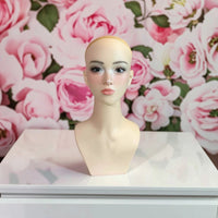 Hairpiece Display Stand Mannequin Head Elegant Mannequin Head Bust Stable for Cosplayers