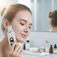 Handheld Sonic Skin Scrubber Rechargeable Skin Scrubber with Metal Spatula Portable Pore Cleaner Gentle for Home