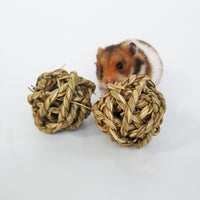 Natural Seagrass Ball Chew Toy for Small Pets - Hamsters, Rabbits, Birds, Parrots