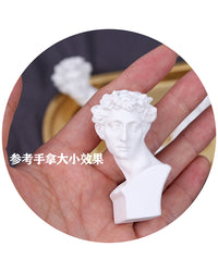 Miniature Nordic Style Resin Sculpture Statues for Photography Props and Home Decor
