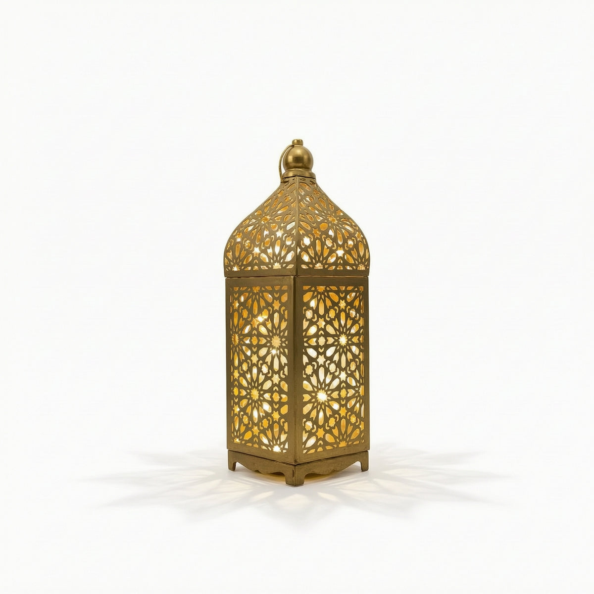 Tabletop Lantern with LED Light Warm Glow Metal Lantern Vintage Decor Decorative for Festive Displays