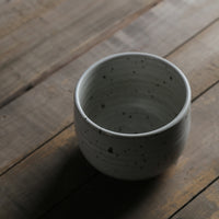 Jingdezhen Zen Style Handmade Coarse Pottery Matcha Bowl with White Glaze Spots