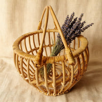 Studio Prop Baby Photography Basket Hand-Woven Rattan Infant Photography Basket Natural Material Home Decor Rustic Design for Photographers, Newborns, Infants