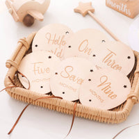 Wooden Milestone Plaque Gender-Neutral Baby Milestone Disc with Ribbon Double-Sided Photo Props Growth Sturdy for Newborns