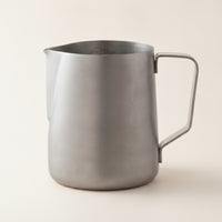 Coffee Foaming Pitcher 600ml Milk Foaming Pitcher 20 Ounce Jug for Baristas