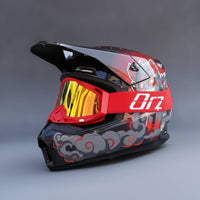 Full-Face Helmet with Visor Glossy Dirt Bike Helmet Multiple Air Vents Comfortable for Motocross Riders