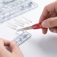 Fine-Tooth Model Craft Saw with Blades Compact Hobby Saw with Blades Precision Non-Slip for Hobbyists, Crafters, DIY Crafts