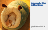 Slipper-Shaped Feline Bed Semi-Enclosed Design Slipper-Shaped Pet Bed Year-Round Use Pet Bed for Small Dog Owners, Indoors, Living Room, Bedroom