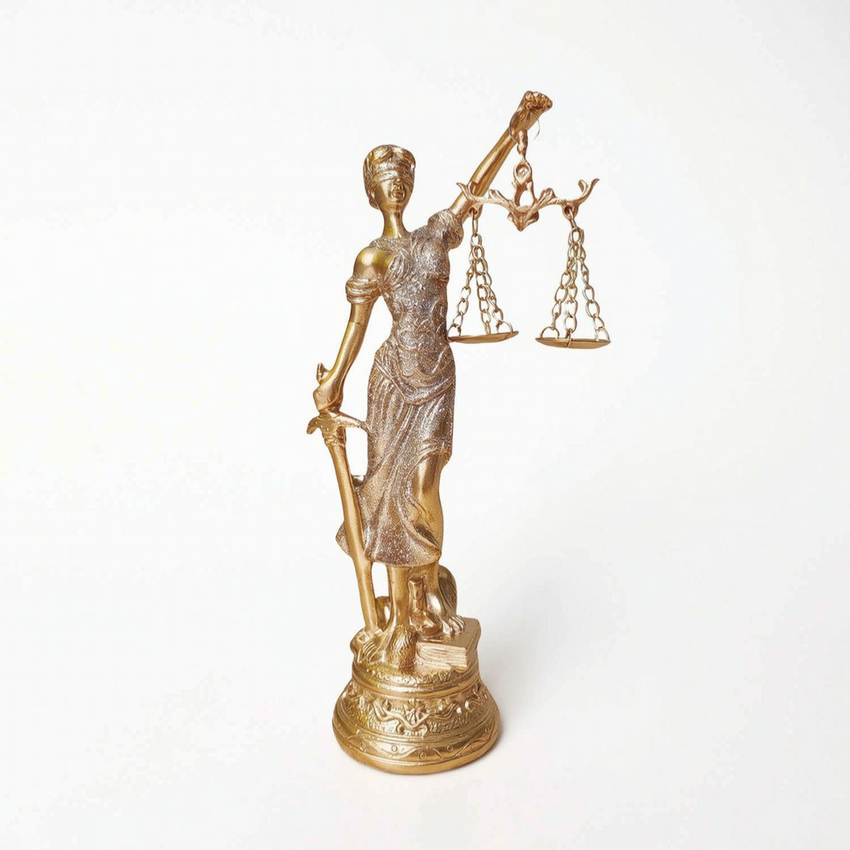 Lady Justice Statue Lustrous Deity of Justice Figurine Ornate for Office, Desk