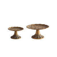 2 Pieces Metal Tray Stand Tranquil Decorative Dessert Stand Handcrafted Appearance Look Ornamental Fruit Tray for Tea Room, Entryway