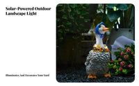 Pastoral Design Solar Duck Statue Weather-Resistant Duck Garden Light Hand-Painted Details for Gardeners, Patio, Porch