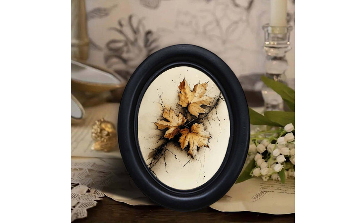 Vintage Oval Frame Wooden Appearance Decor Piece Detailed Carvings