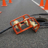 Heavy Duty Cable Laying Pulley Triangular Cable Guide with Three Rollers Red Sheave Reinforced for Shaft-Mouth Routing