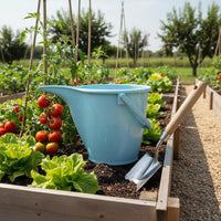 Long Spout Watering Bucket Ergonomic Handle Large Capacity Watering Pot Gardening Supply for Patio, Vegetable Plot, Indoor Plants